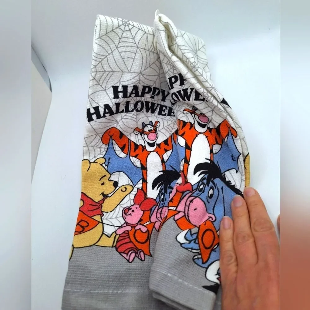 Happy halloween towels, winnie the Pooh and Friends Tigger Eyore Piglet
